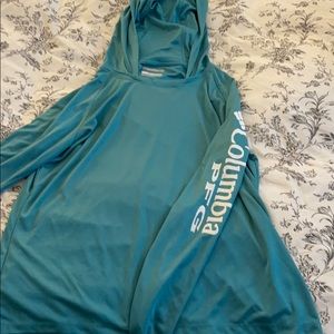 Columbia hoodie fishing shirt